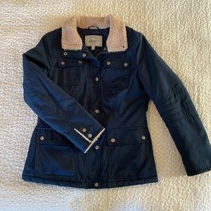 Women’s Dark Blue Jacket with sherpa lined collar and cuffs